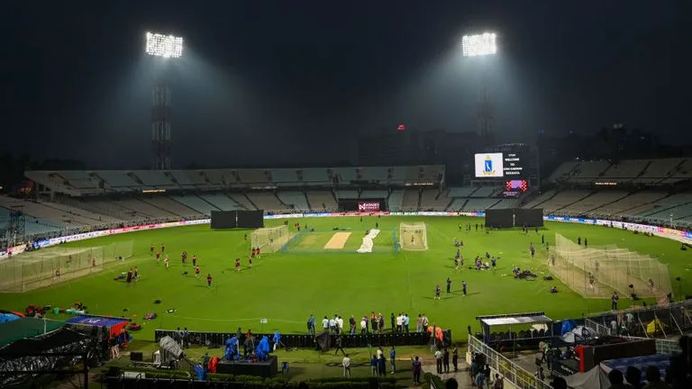 Indian Premier League (IPL) high-stakes cricket betting and tournament outrights